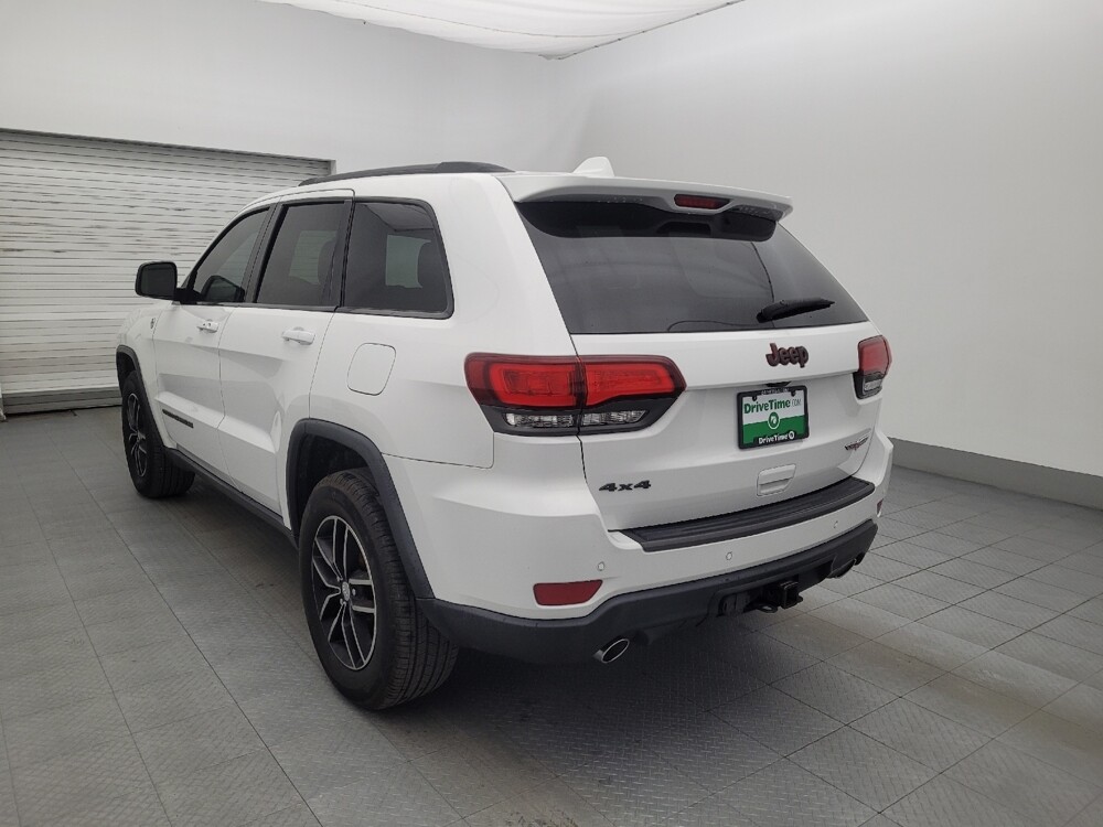 2017 Jeep Grand Cherokee in Fort Myers, FL 33907 - 18090095 5