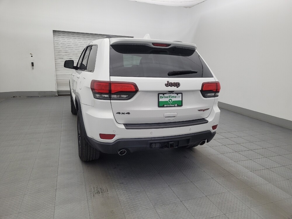 2017 Jeep Grand Cherokee in Fort Myers, FL 33907 - 18090095 6
