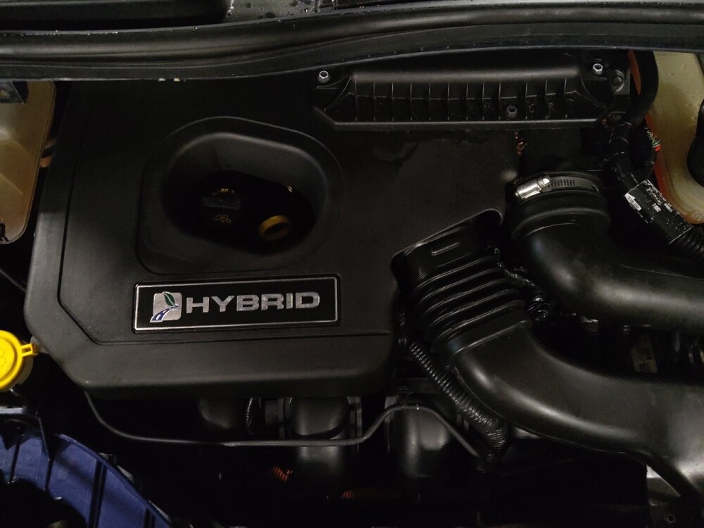 2017 Ford C-MAX in Charleston, SC 29414 - 18090105 30