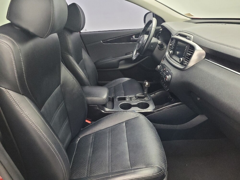 2018 Kia Sorento in Gainesville, FL 32609 - 18090106 21