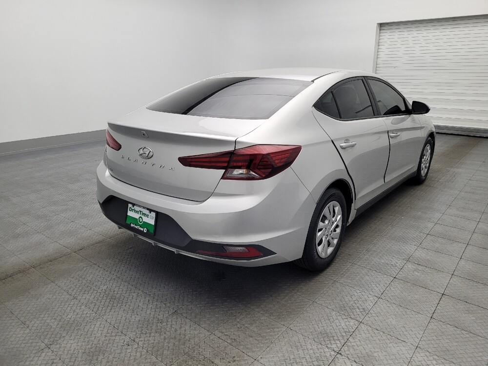 2019 Hyundai Elantra in Jacksonville, FL 32210 - 18090109 9