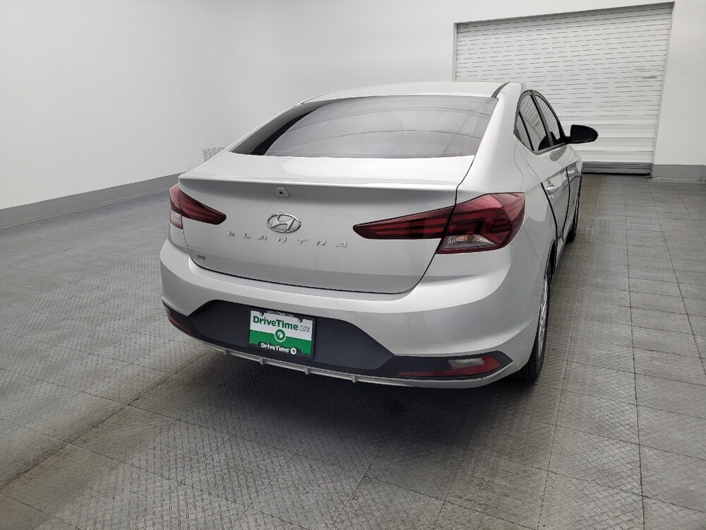 2019 Hyundai Elantra in Jacksonville, FL 32210 - 18090109 7