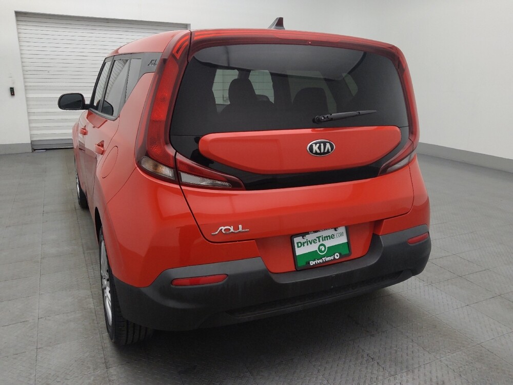 2020 Kia Soul in Jacksonville, FL 32225 - 18090110 6