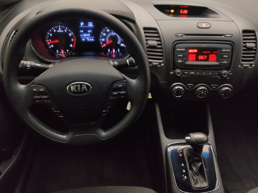 2018 Kia Forte in Jacksonville, FL 32225 - 18090112 22