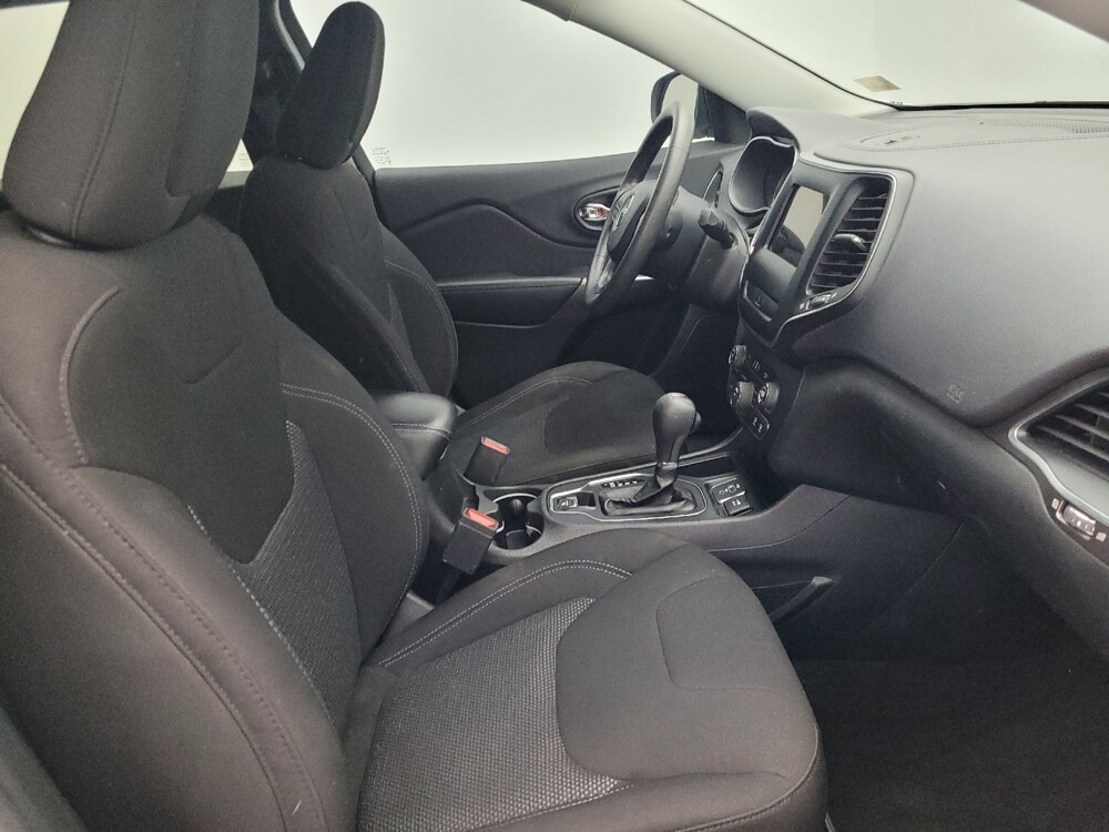 2019 Jeep Cherokee in Jacksonville, FL 32210 - 18090113 21