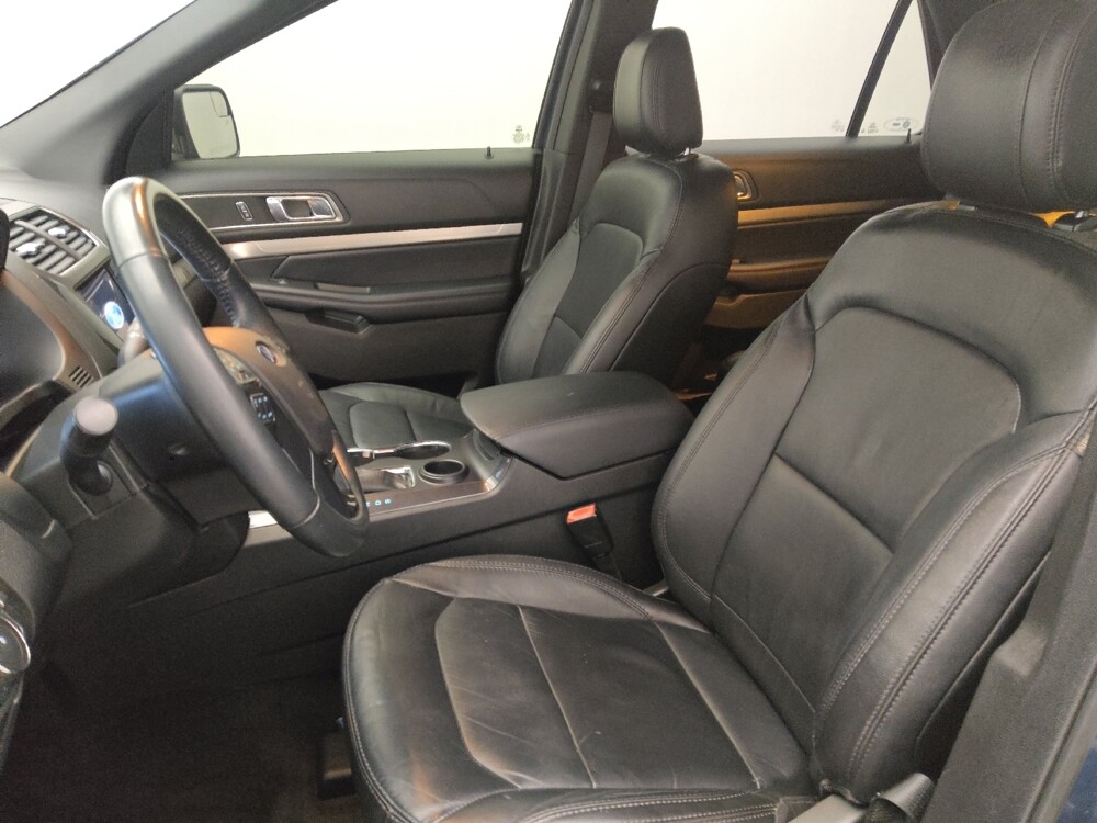 2018 Ford Explorer in Ocala, FL 34471 - 18090116 17