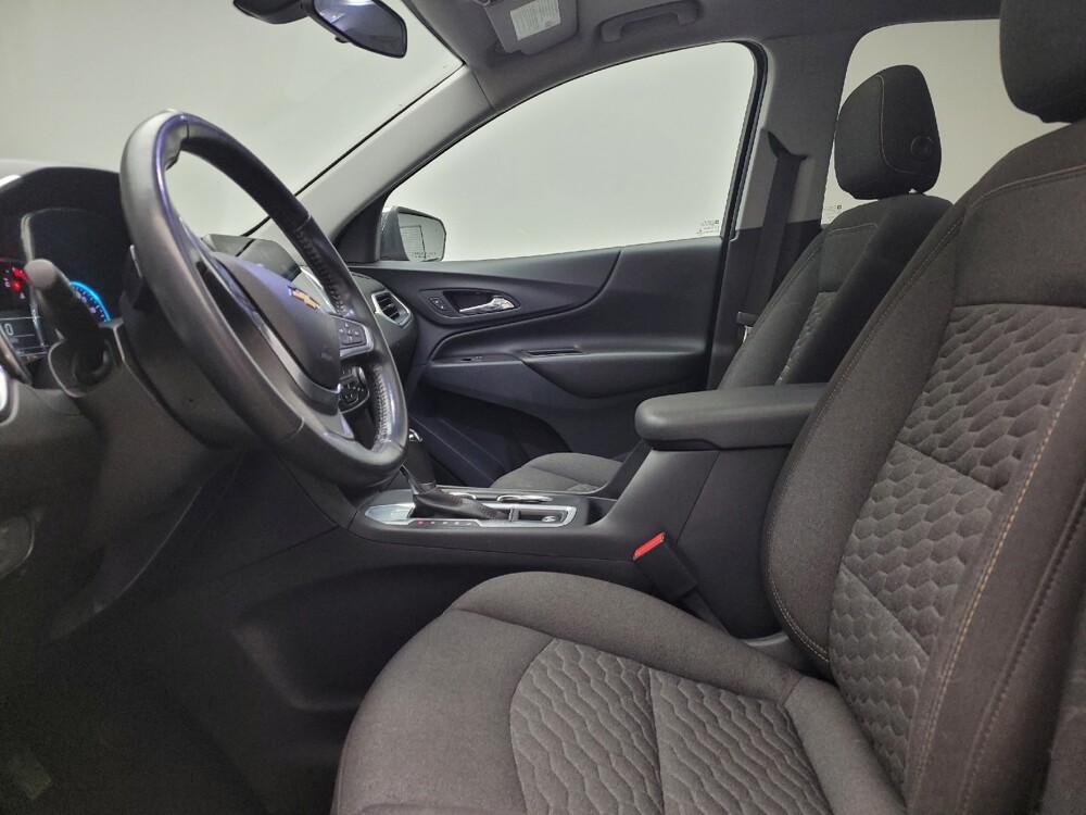 2018 Chevrolet Equinox in Eastpointe, MI 48021 - 18090119 17