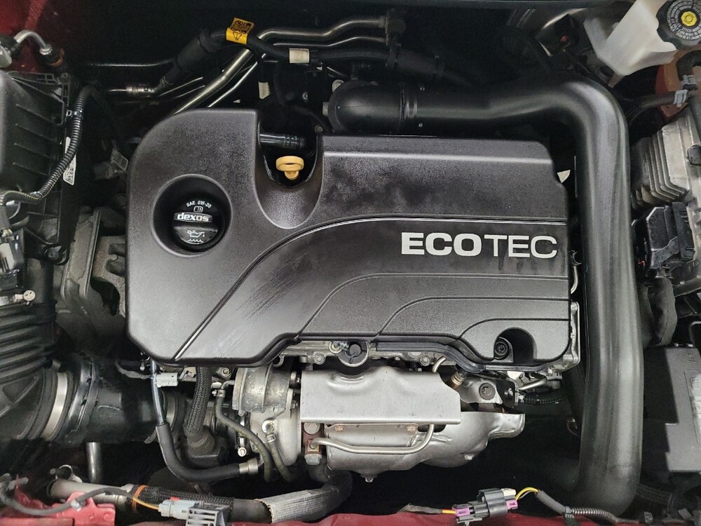 2018 Chevrolet Equinox in Eastpointe, MI 48021 - 18090119 30