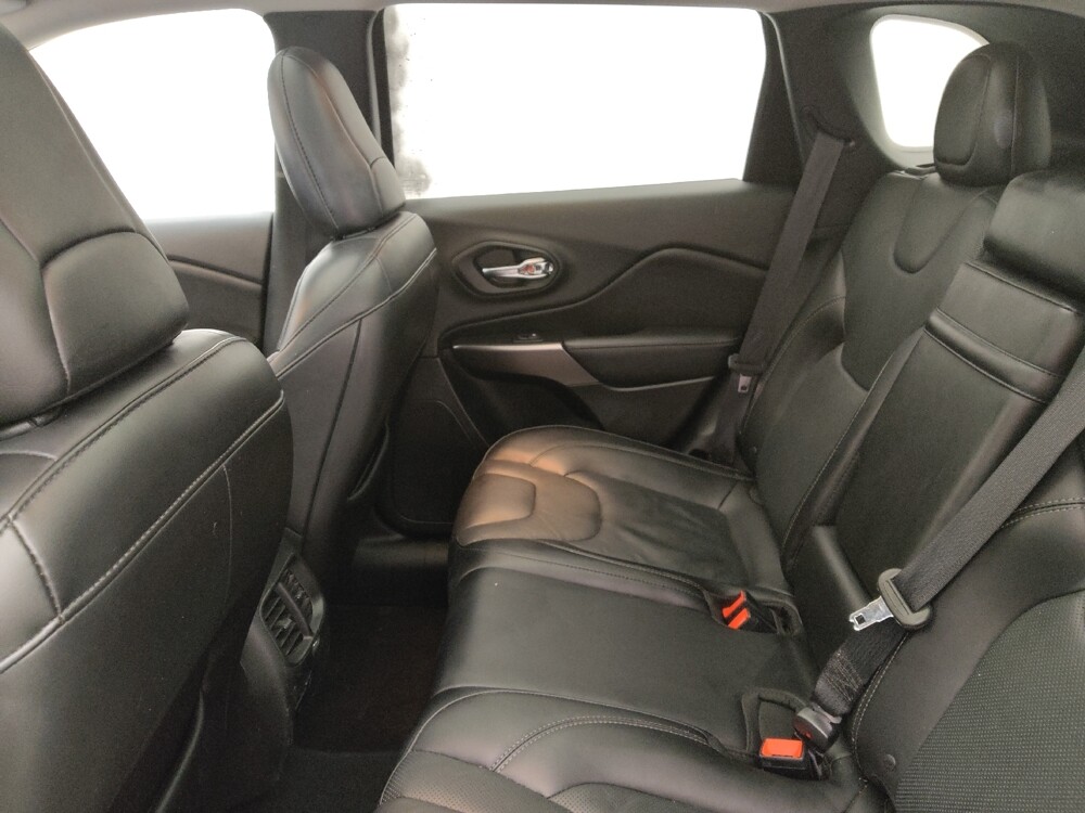 2019 Jeep Cherokee in Salem, VA 24153 - 18090121 18