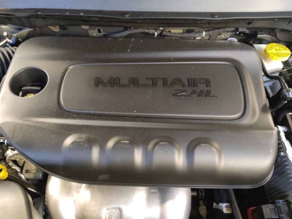 2019 Jeep Cherokee in Salem, VA 24153 - 18090121 30