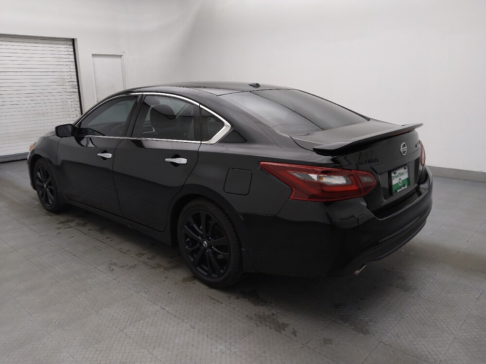 2018 Nissan Altima in Charleston, SC 29414 - 18090126 3