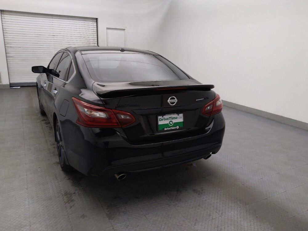 2018 Nissan Altima in Charleston, SC 29414 - 18090126 6