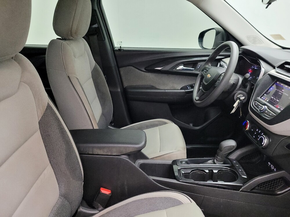 2021 Chevrolet TrailBlazer in Raleigh, NC 27604 - 18090128 21