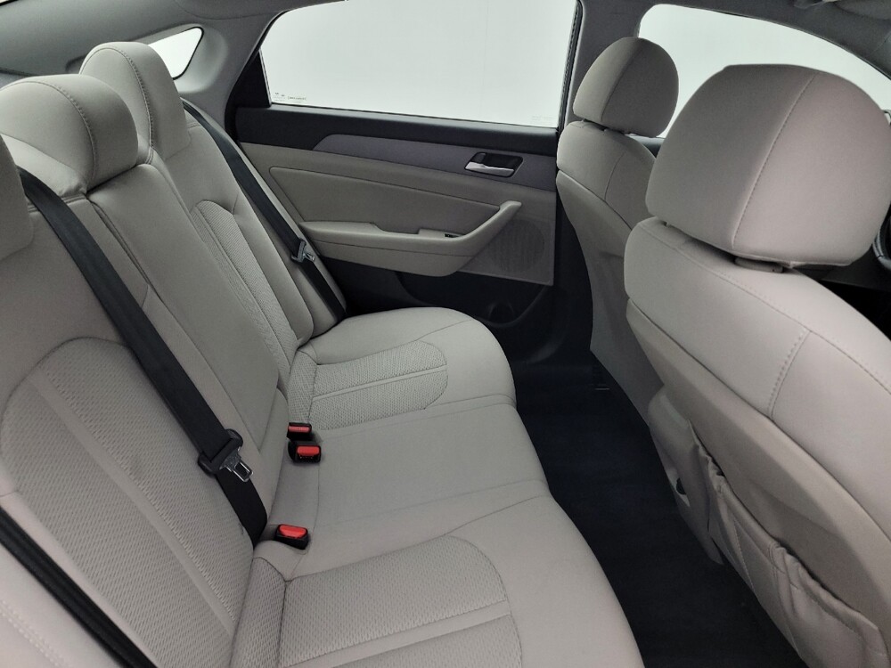 2018 Hyundai Sonata in Greensboro, NC 27407 - 18090133 19