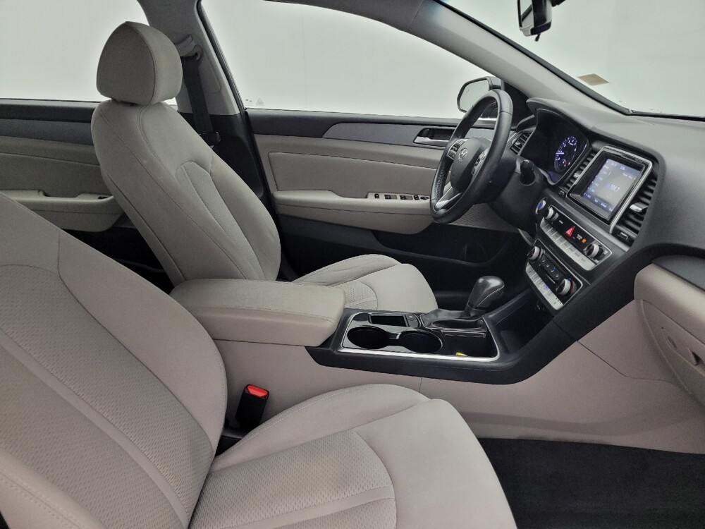 2018 Hyundai Sonata in Greensboro, NC 27407 - 18090133 21