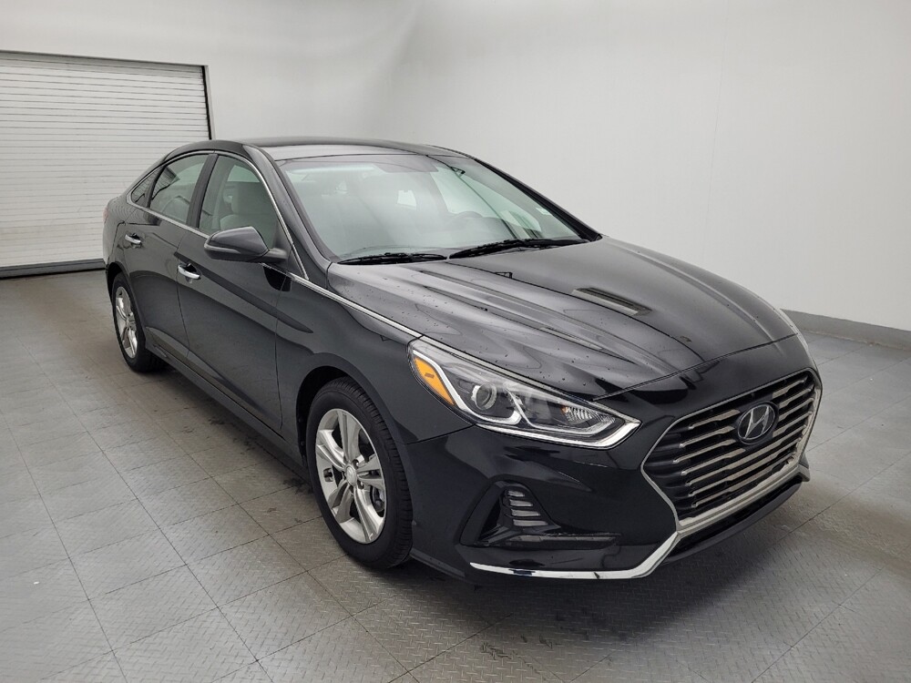 2018 Hyundai Sonata in Greensboro, NC 27407 - 18090133 13