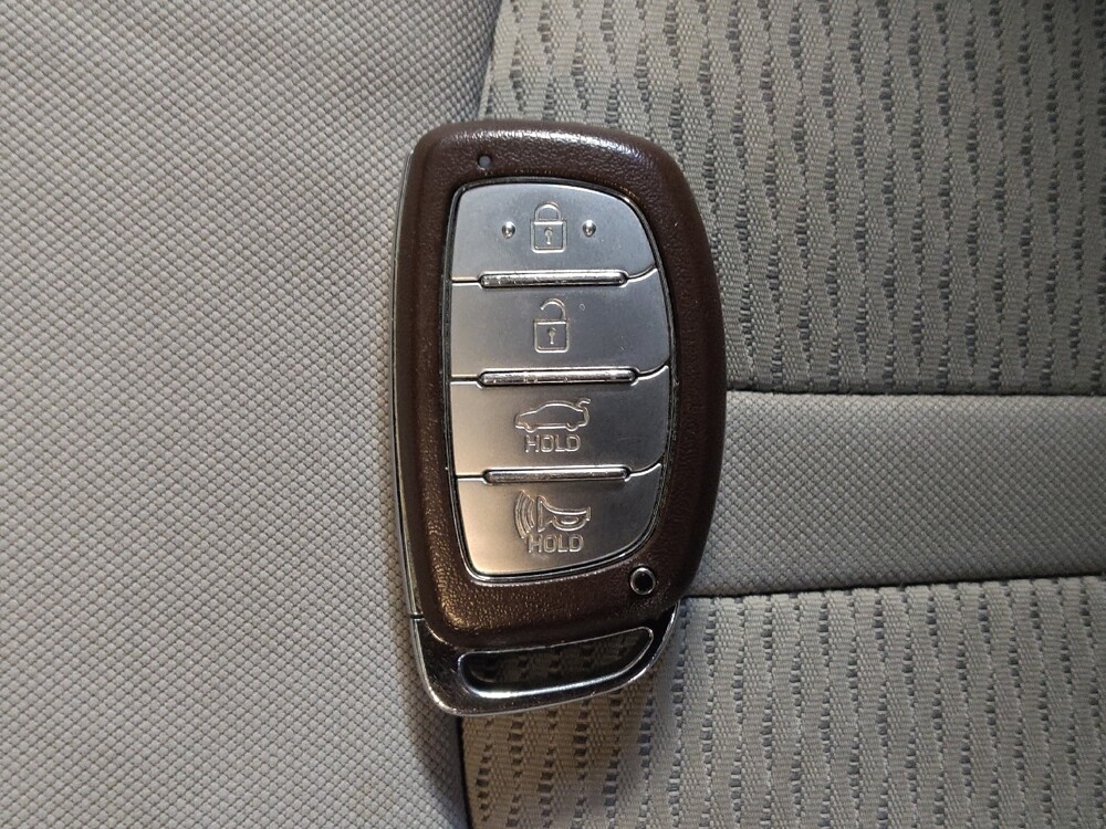 2018 Hyundai Sonata in Greensboro, NC 27407 - 18090133 32