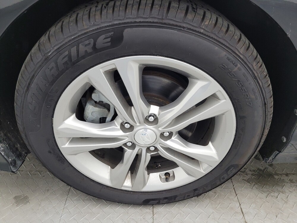 2018 Hyundai Sonata in Greensboro, NC 27407 - 18090133 31