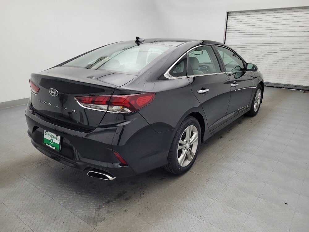 2018 Hyundai Sonata in Greensboro, NC 27407 - 18090133 9