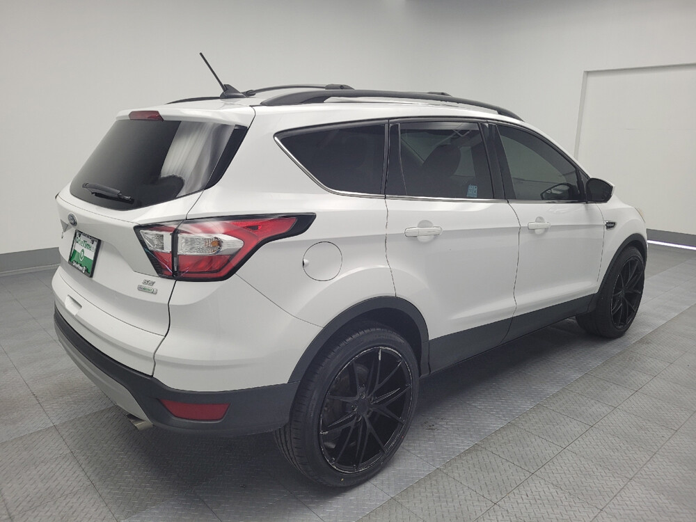 2018 Ford Escape in Madison, TN 37115 - 18090135 9