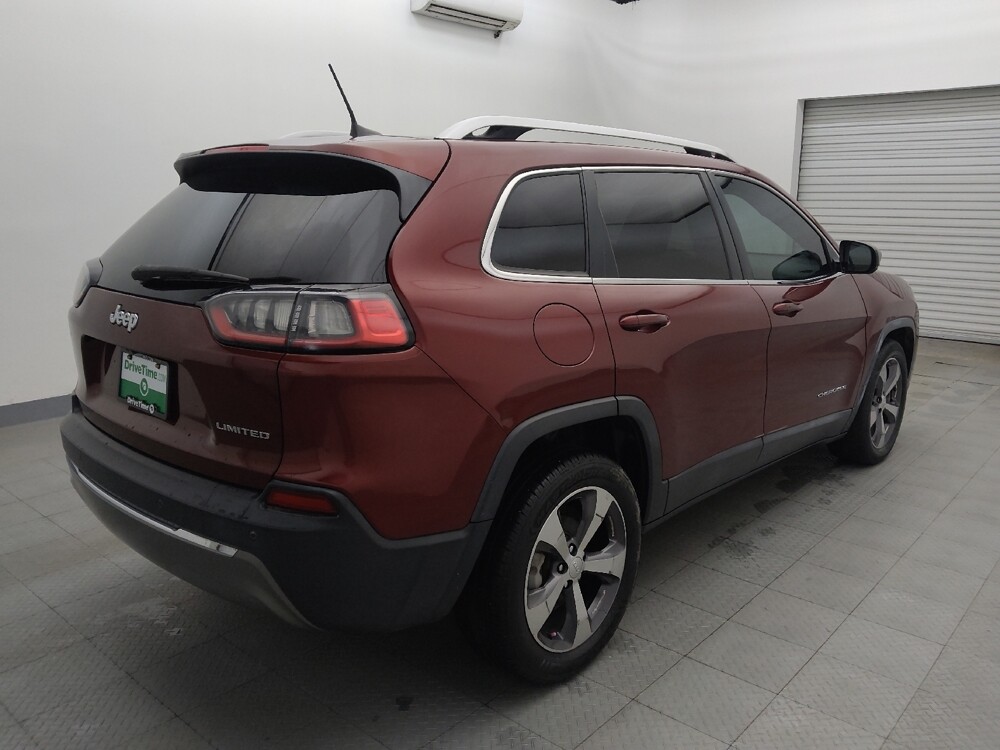 2019 Jeep Cherokee in Houston, TX 77060 - 18090140 9