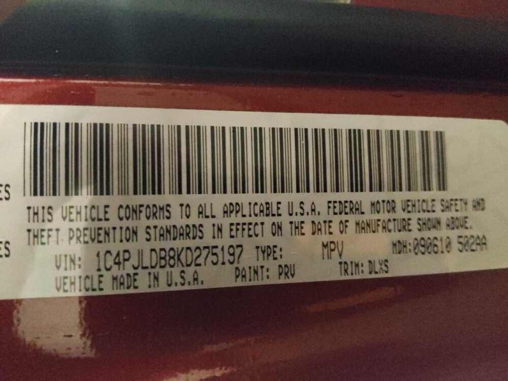 2019 Jeep Cherokee in Houston, TX 77060 - 18090140 33