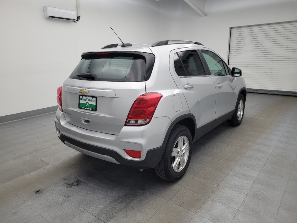2019 Chevrolet Trax in Louisville, KY 40258 - 18090146 9