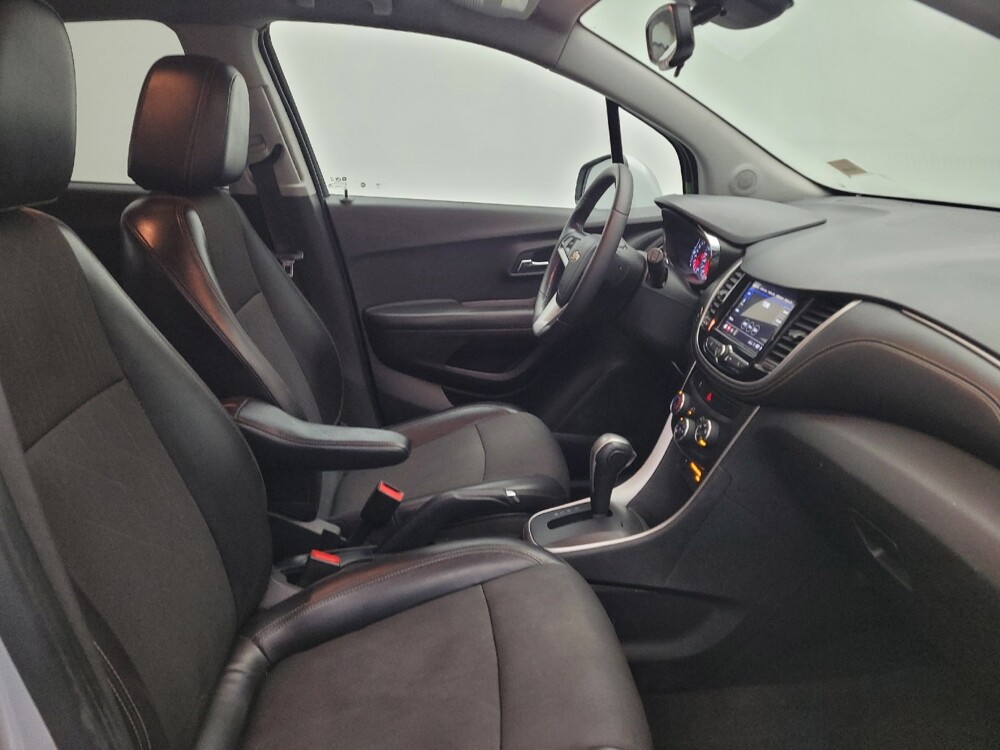 2019 Chevrolet Trax in Louisville, KY 40258 - 18090146 21