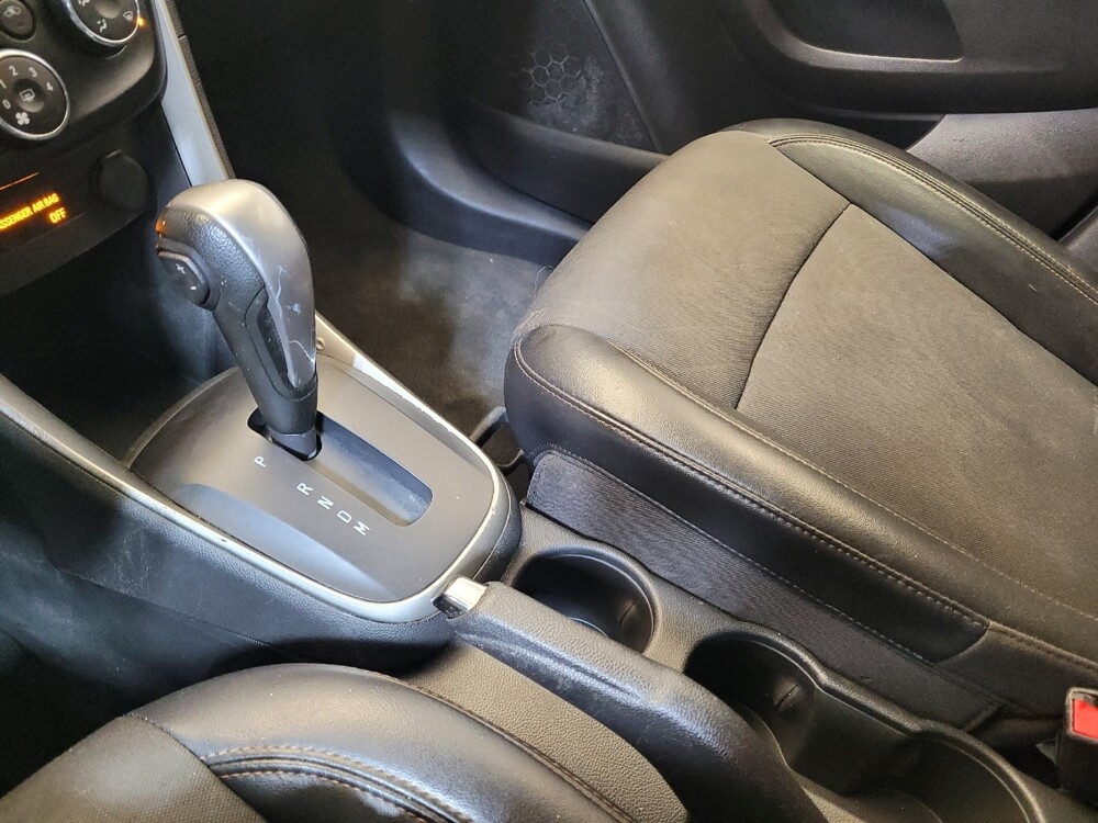 2019 Chevrolet Trax in Louisville, KY 40258 - 18090146 26