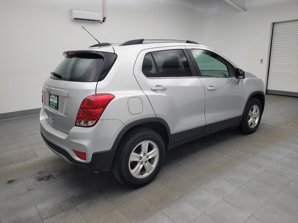 2019 Chevrolet Trax in Louisville, KY 40258 - 18090146 10