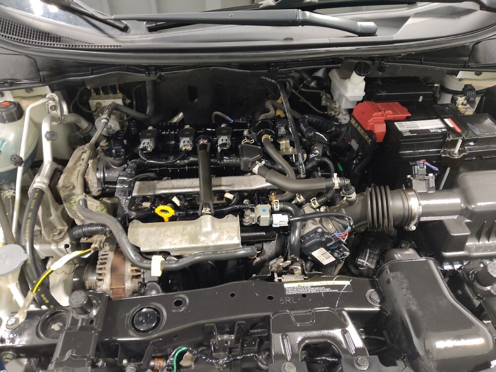 2021 Nissan Versa in Columbus, OH 43228 - 18090148 30