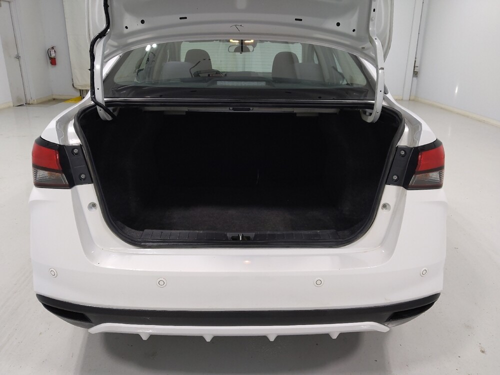 2021 Nissan Versa in Columbus, OH 43228 - 18090148 29