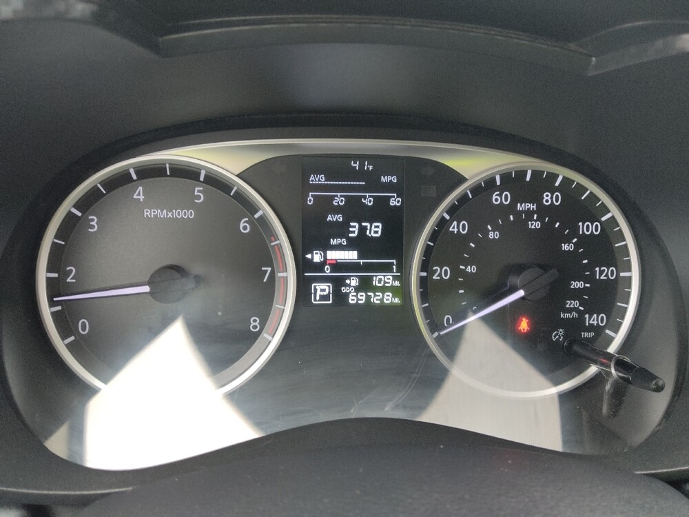 2021 Nissan Versa in Columbus, OH 43228 - 18090148 23