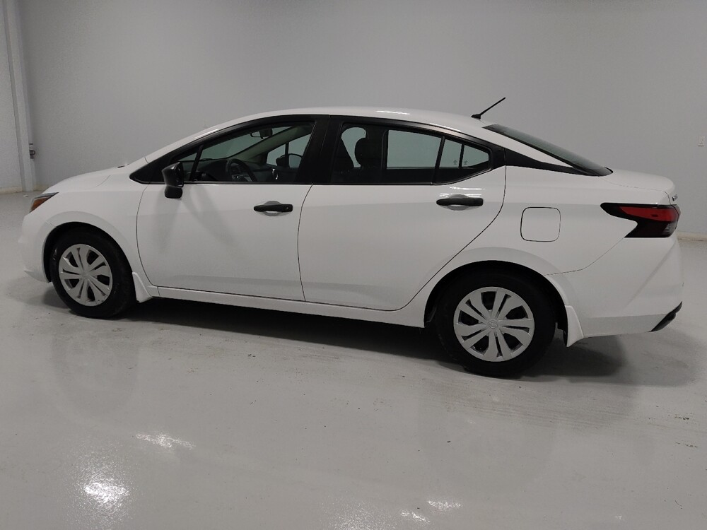 2021 Nissan Versa in Columbus, OH 43228 - 18090148 3