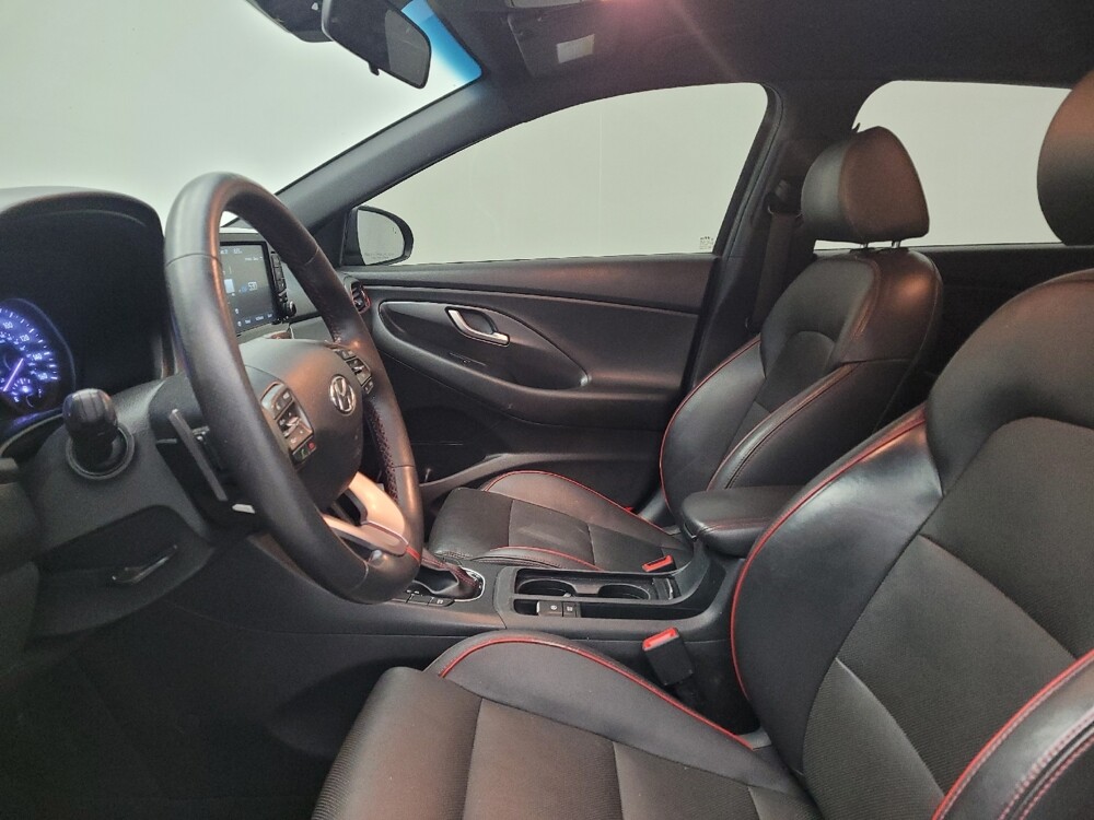 2018 Hyundai Elantra in Louisville, KY 40258 - 18090149 17