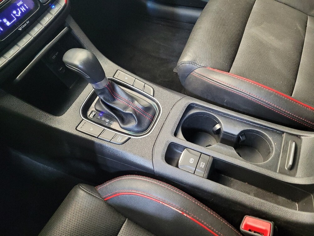 2018 Hyundai Elantra in Louisville, KY 40258 - 18090149 26