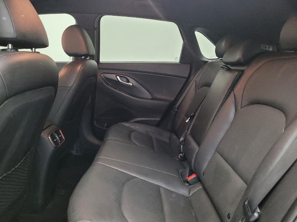 2018 Hyundai Elantra in Louisville, KY 40258 - 18090149 18