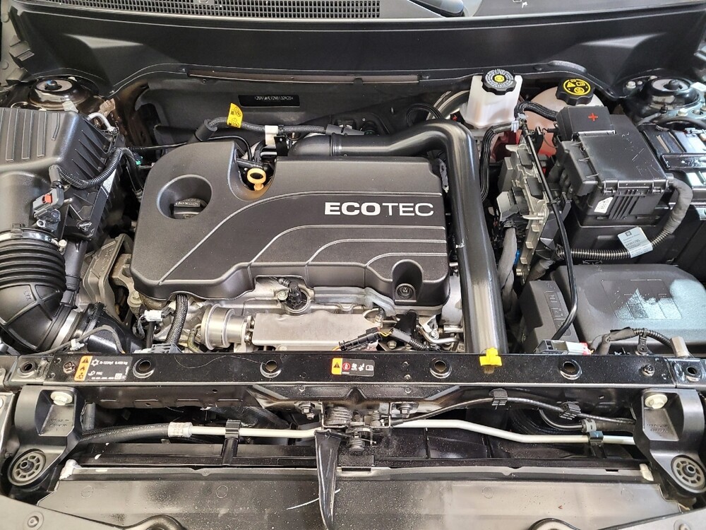 2021 Chevrolet Equinox in Louisville, KY 40258 - 18090151 30