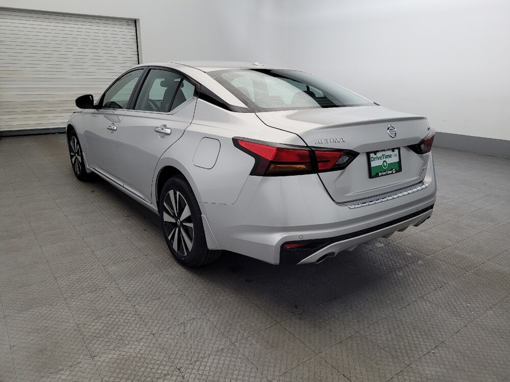 2020 Nissan Altima in Pittsburgh, PA 15236 - 18090153 5