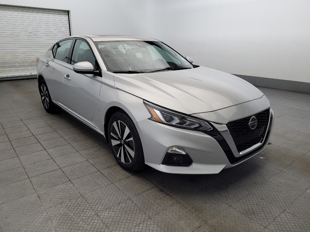 2020 Nissan Altima in Pittsburgh, PA 15236 - 18090153 13