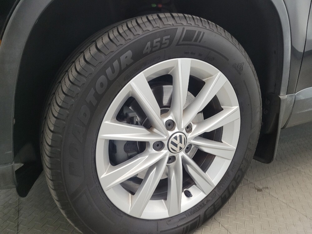 2014 Volkswagen Tiguan in Pittsburgh, PA 15237 - 18090154 31