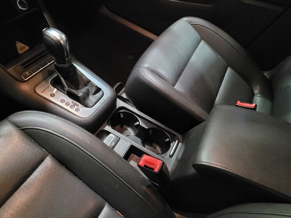 2014 Volkswagen Tiguan in Pittsburgh, PA 15237 - 18090154 26