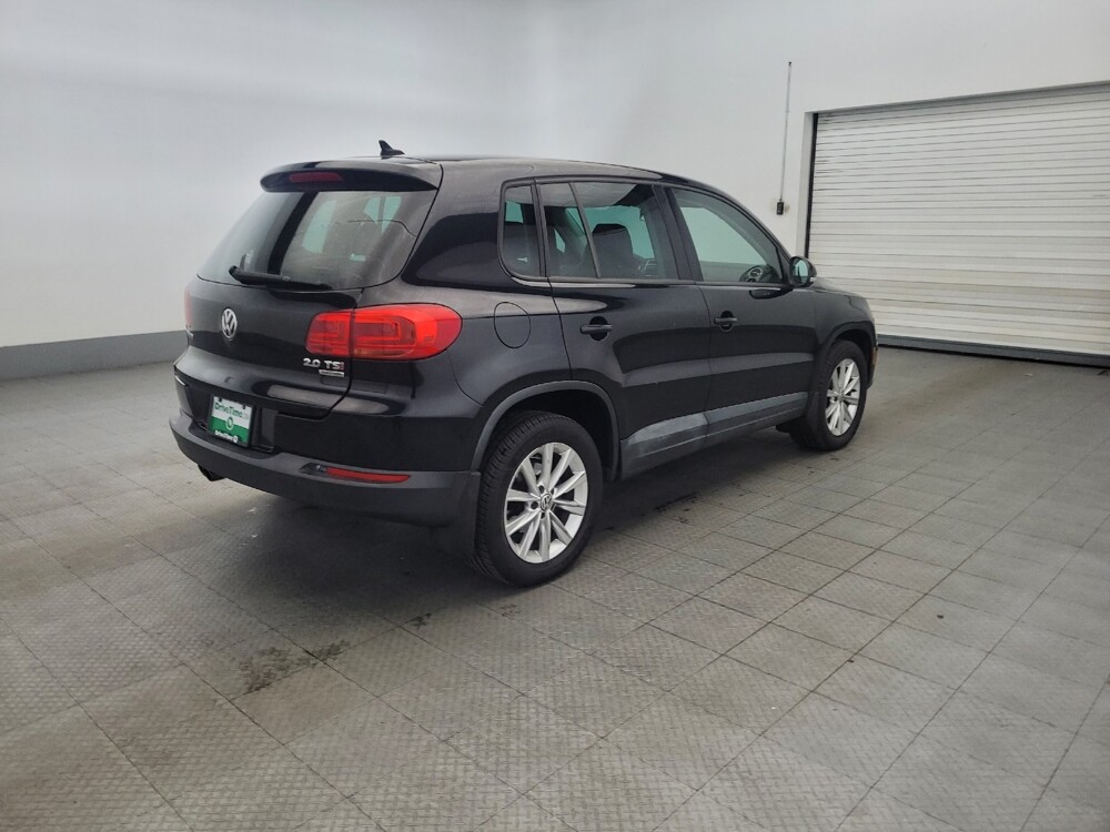 2014 Volkswagen Tiguan in Pittsburgh, PA 15237 - 18090154 9