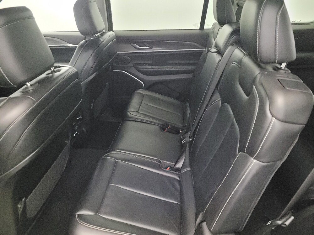 2021 Jeep Grand Cherokee L in Pittsburgh, PA 15236 - 18090156 18