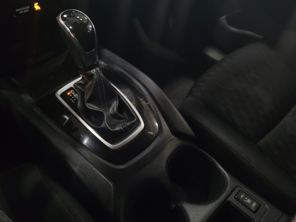 2019 Nissan Rogue in Pittsburgh, PA 15237 - 18090161 26