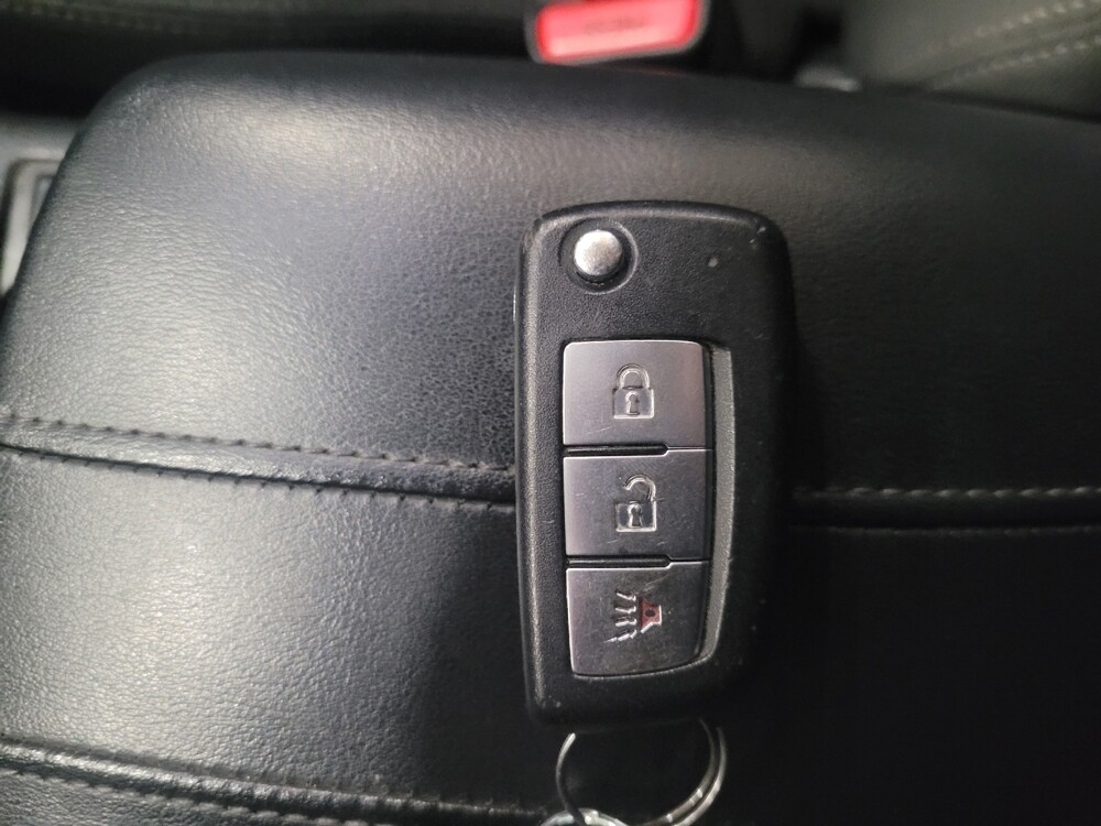 2019 Nissan Rogue in Pittsburgh, PA 15237 - 18090161 32