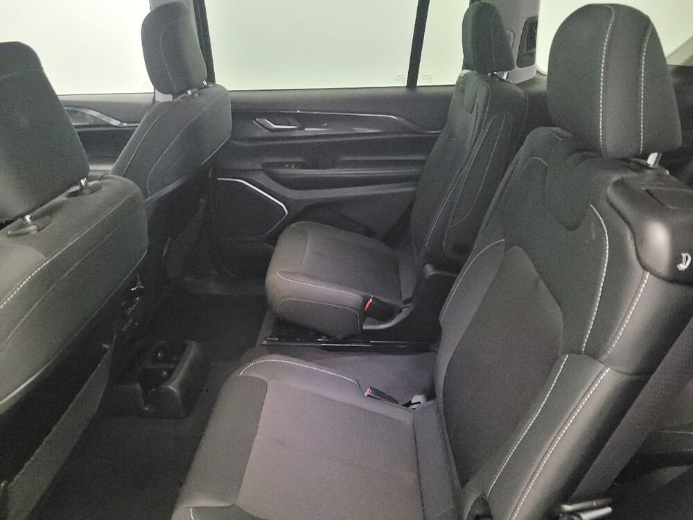 2022 Jeep Grand Cherokee L in Plymouth Meeting, PA 19462 - 18090164 18