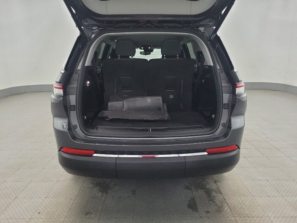 2022 Jeep Grand Cherokee L in Plymouth Meeting, PA 19462 - 18090164 29