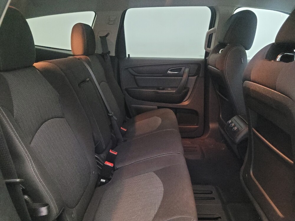 2017 Chevrolet Traverse in Pittsburgh, PA 15236 - 18090166 19