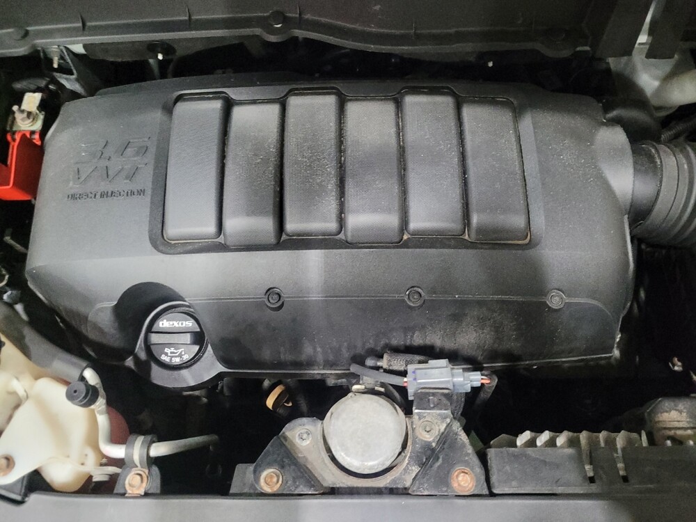 2017 Chevrolet Traverse in Pittsburgh, PA 15236 - 18090166 30